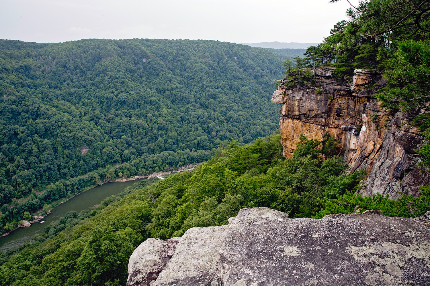 Uma viagem pelas estradas rurais de West Virginias 